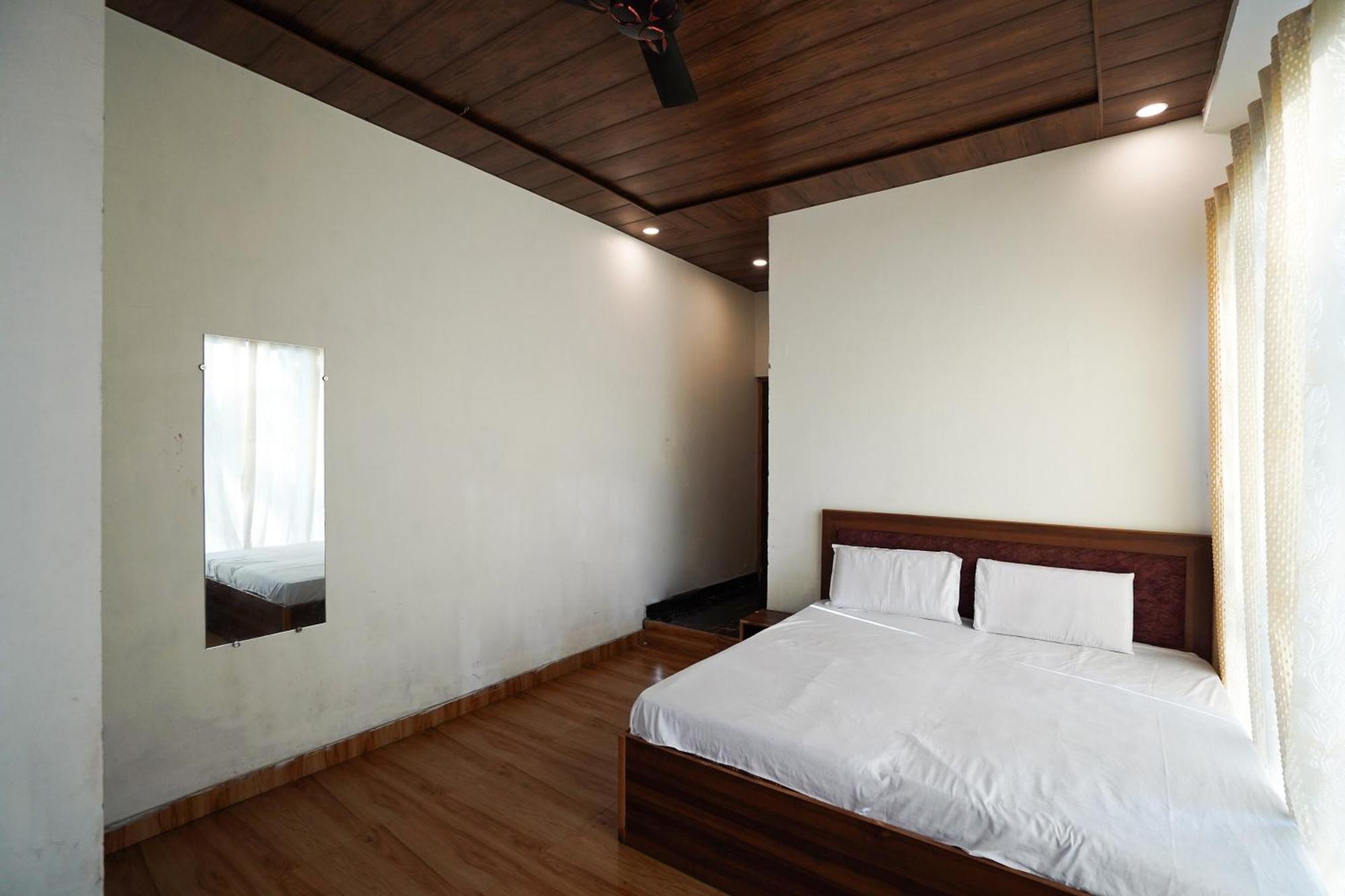 Hotel O R G Farm House Meerut Ngoại thất bức ảnh