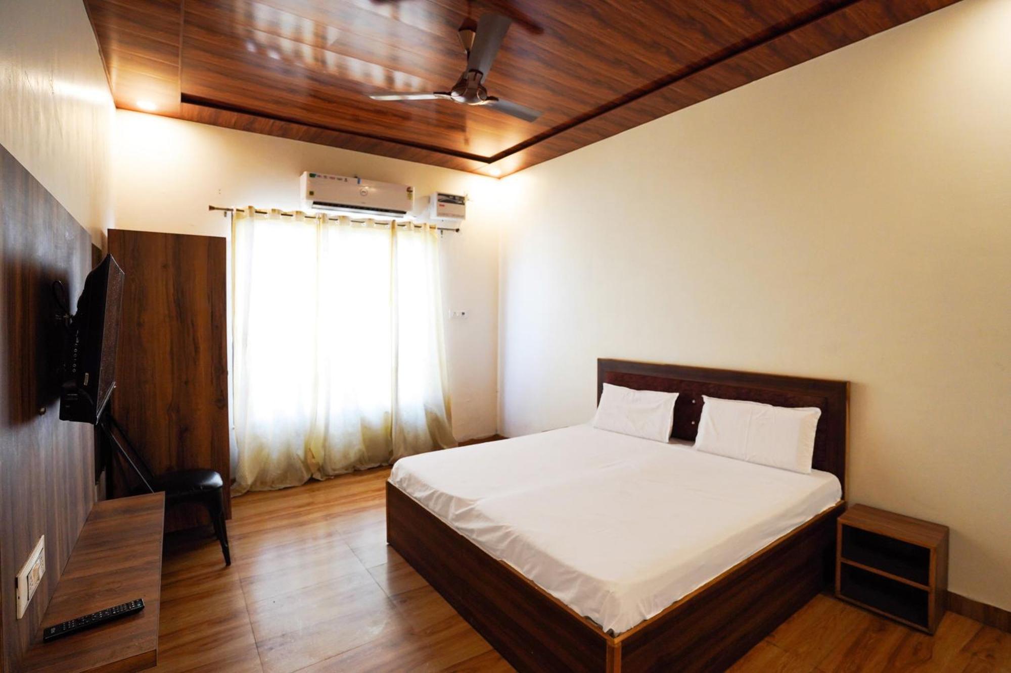 Hotel O R G Farm House Meerut Ngoại thất bức ảnh